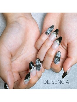 ディセンシア(DE:SENCIA)/