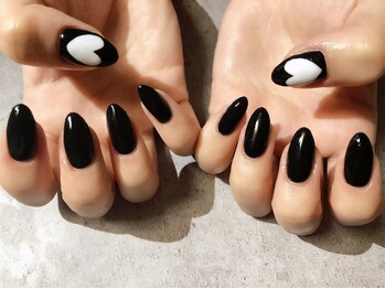 ブラック×ハートネイル