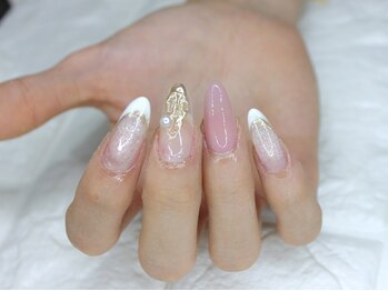 ジジ ネイル(ZIZI Nail)の写真/低価格で流行ネイルを楽しみたいならZIZIがお得☆コース色々で予算に合った定額メニューが見つかる★