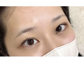 フォルチェ(Folche Esthetic&Eyelash&Nail)の写真/ビューラー卒業！崩れない上向きまつげ★
まぶた・目の形に合わせて理想の仕上がりに