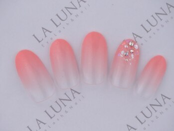ラルナ ネイルアンドアイラッシュサロン(LA LUNA nail & eyelash salon)/7月8月◇定額ナチュラル◇
