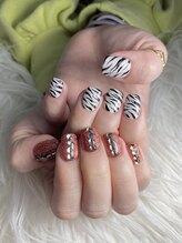 インプレス 鶴見店(Impress)/ゼブラネイル・ホワイトタイガー