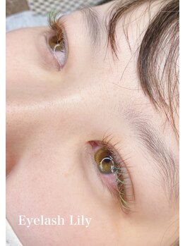 アイラッシュリリィ(Eyelash Lily)/カラーエクステ