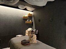 パール 表参道(Pearl)の雰囲気（落ち着く照明と心身ともにリラックスできる個室空間♪）