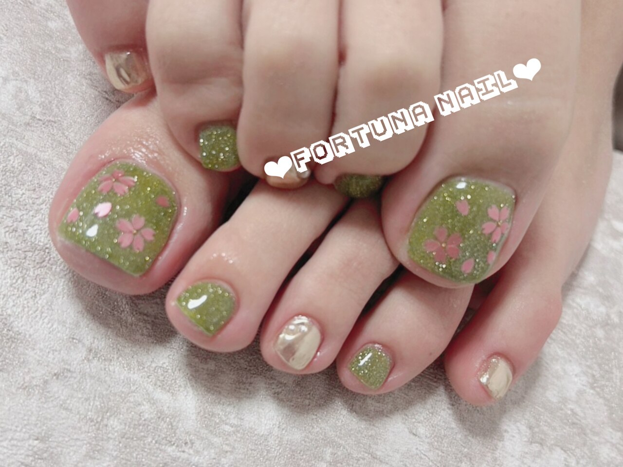 2026年春トレンド】グリーンのネイルデザイン集｜人気順
