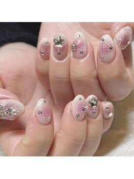 アングゥ ウル(ungu ul)/キラキラネイル/チークネイル