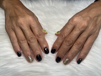 リンダ(Linda)/持ち込み画像参考で黄色と黒で!