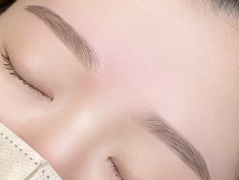 ガウン 表参道(GAUEN)の写真/【表参道/注目トレンドサロン】高い技術×丁寧なカウンセリングで"似合う"だけじゃなく"魅せる"眉へ◎