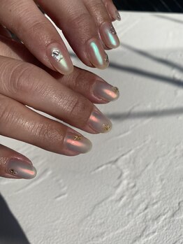 ユヌ(une)/オーロラネイル