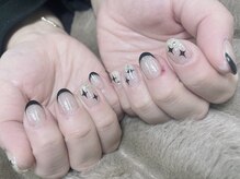 マーチ(March)/ラメ×ブラックフレンチ