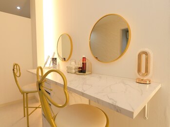 リリー 岐阜店(Lily)/ドレッサールーム