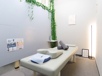 イニシオ 日本橋本院(inicio)/明るく清潔な施術ルーム