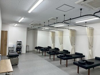 サボテン接骨院 はりきゅう院 浦和駅東口院(SABO-TEN接骨院 はりきゅう院)/院内の様子