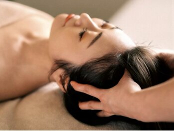 エモーション 自由が丘店(Emotion)の写真/疲労回復＆快眠ヘッドマッサージの贅沢SETが登場◆アロマ香るデトックスリンパマッサージで至福のひと時を*