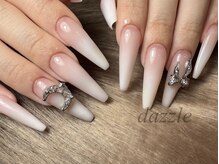 ダズル(dazzle)の雰囲気（派手からナチュラルまで、ご満足いただけるお爪に仕上げます♪）