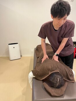越谷イルソーレ整骨院の写真/国家資格者による原因究明をしっかりとして腰痛改善を目指す★あなたの原因を日常生活のクセ傾向を見抜く!