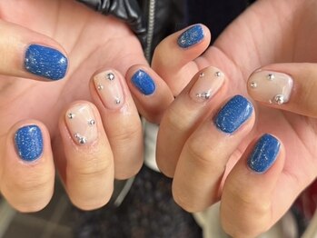 つめノさき/ブルー×アイボリー