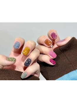 ショートネイルデザインが豊富