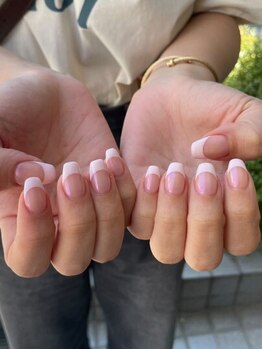ネイルサロン スラッシュ(SLASH)の写真/人と被らない色やアートネイル♪繊細なデザインもお任せ！他とは違ったデザインをお求めの方におススメ◎