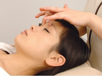 リフレッシュサロン(Refresh Salon)/ストレス、頭重感の解消など