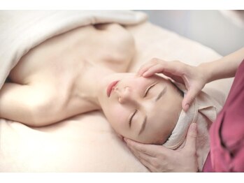 天然 漢方癒し空間 銀座店/［銀座/ハイパーナイフ/コルギ］