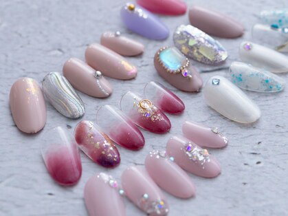 ニルトアネイル(Nyr Tor Nail)の写真