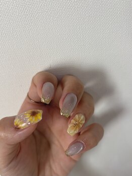 ココネイル(Koco Nail)/ひまわりネイル