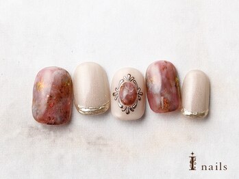 アイネイルズ 横浜EAST店(I-nails)/手描きブローチニュアンスネイル