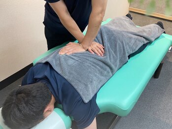 ピーシーズ(PIECEs)/背中から腰の痛みを解消！