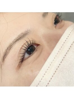 スリー いわき(iii)/トリートメントでちゅるんパーマ