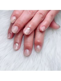 大人可愛いシンプルピンクネイル