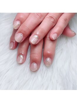 大人可愛いシンプルピンクネイル