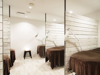 ディー ネイル アイラッシュ ヤバ(DEE nail×eyelash yaba)/eyelash