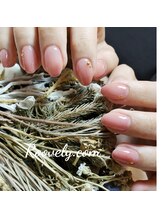 ルブリー(roovely)/つるんつるんネイル