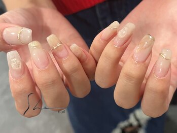 シー(SHE)/ニュアンスネイル