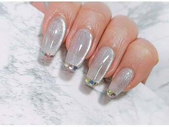 ネイル グラファー(Nail grapher)