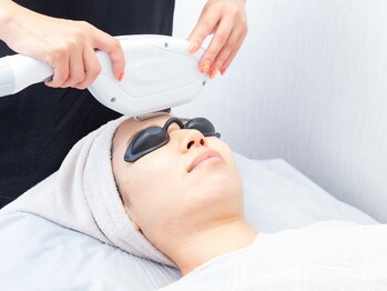 ラドゥーノ(RADUNO)/ハリツヤアップフェイシャル