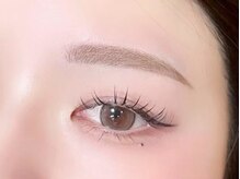 ニクシーアイブティック(Nixie Eye Boutique)/眉毛/まゆげ/美眉スタイリング