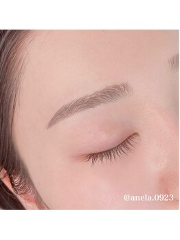 アネラ(ANELA)/ストレート眉【小山市】