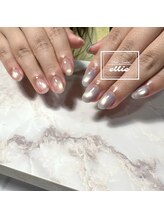 エリー(ellie)/ちぐはぐマグネットネイル