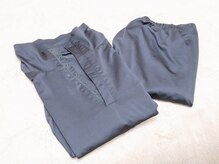 アウル(Auru)/マッサージの時に着ていただく服