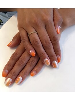 レビー(Revie)/アート