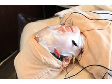 サロン ド ボヌール/