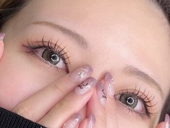 パーミル アイ アンド ネイル クマモト(permille ‰ eye&nail Kumamoto)の写真/豊富なエクステの種類をご用意◎あなたに似合う目元をご提案♪驚異的な持続力のバインドロックも取り扱い☆
