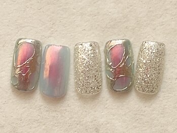 個性派デザインネイル