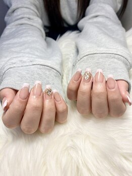 マンマ ディ ビビ ネイル(mamma di vivi nail)/