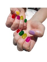 グローネイルズ(Glow Nails)/
