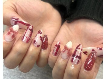 サララ(SALALA)/デザインネイル♪