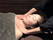 モミーズ(momii's)/経絡リンパドレナージュデコルテ