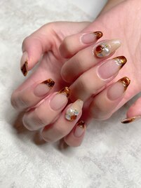 べっこうフレンチネイル